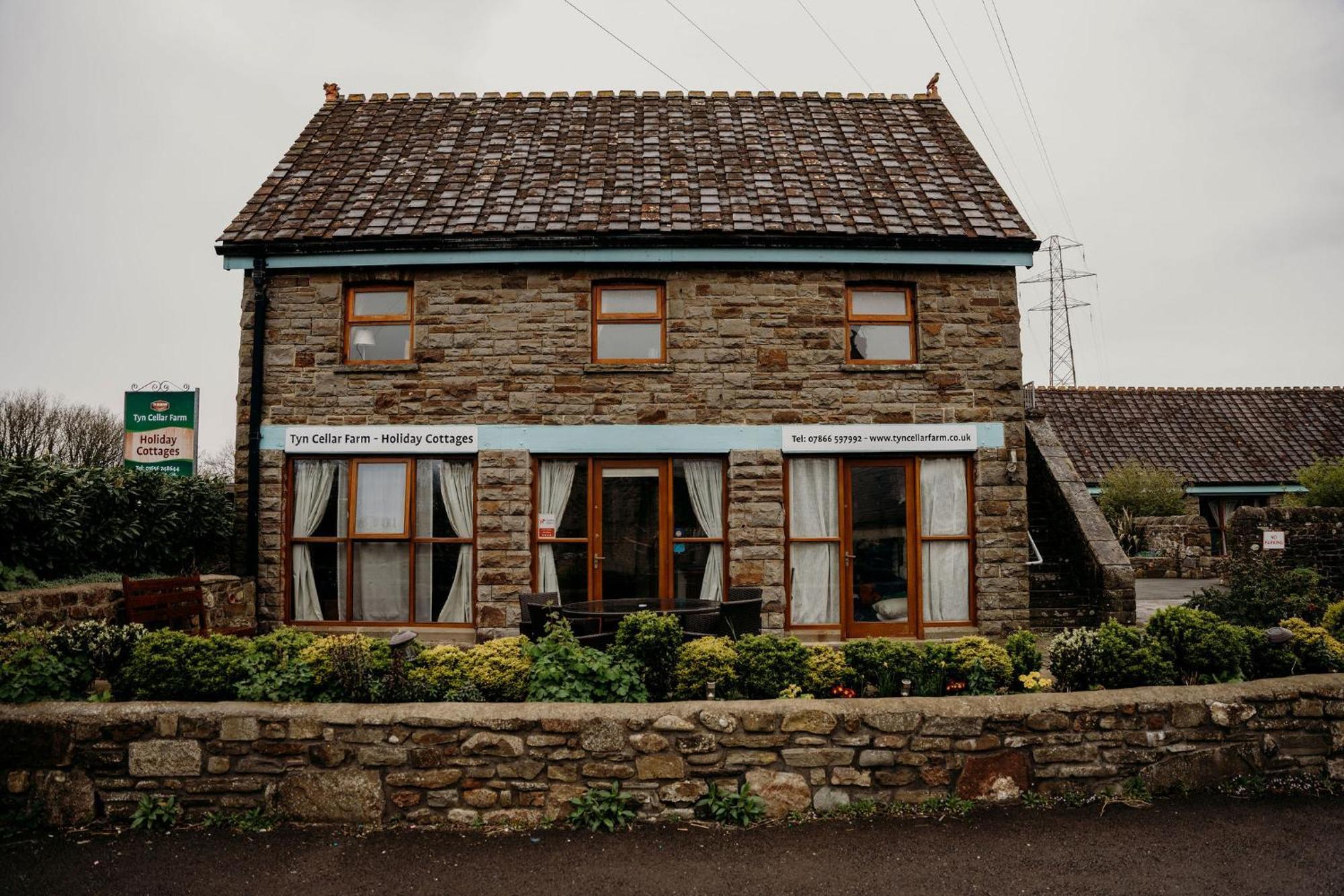 The Barn B&B Port Talbot Eksteriør billede