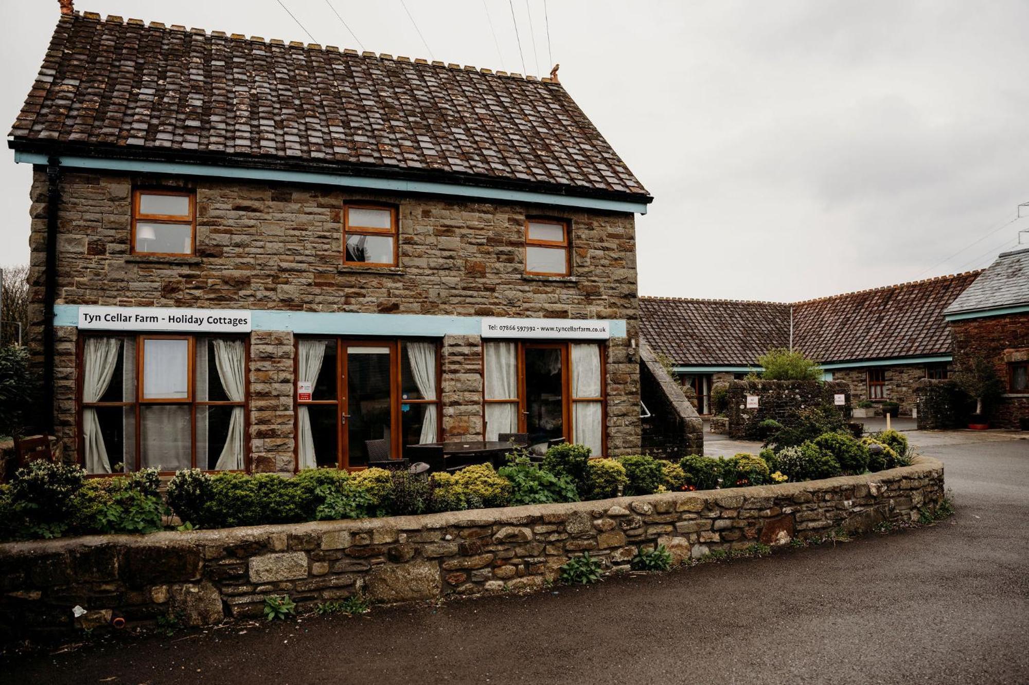 The Barn B&B Port Talbot Eksteriør billede